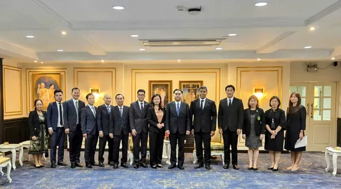 Delegates ffrom Ho Chi Minh City visit Bangkok City Hall. (Photo: SGGP)