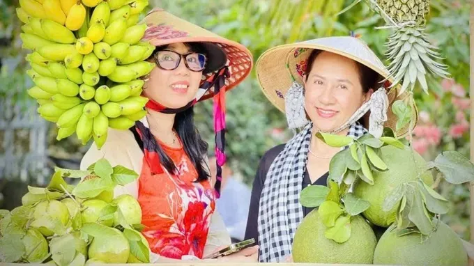 Rural tourism in Binh My Commune, Ho Chi Minh City, attracts visitors with its fruit orchards. (Photo: SGGP)