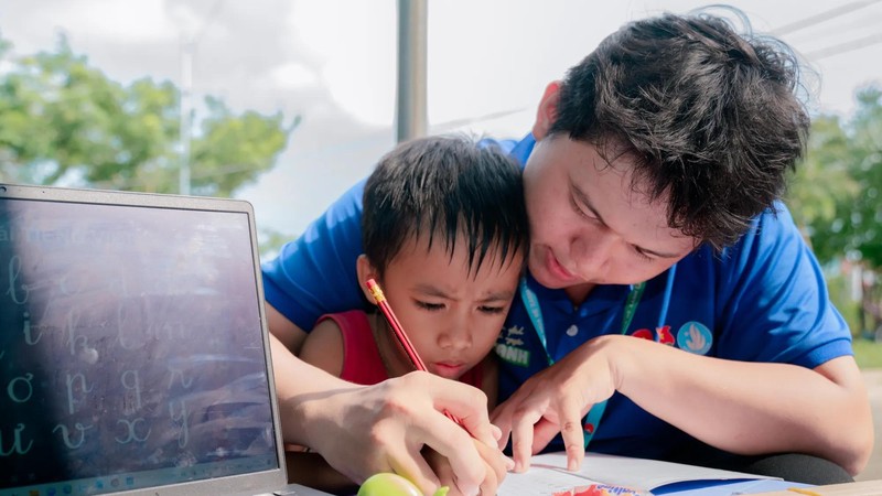 Youth's volunteer summer