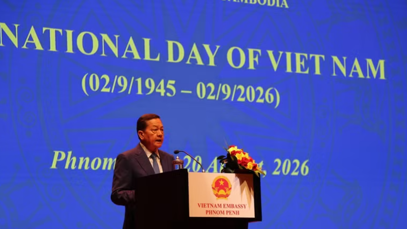 Cambodia’s First Deputy Prime Minister Neth Savoeun speaks at the ceremony marking the 81st anniversary of Vietnam’s National Day on August 20. (Photo: VNA)