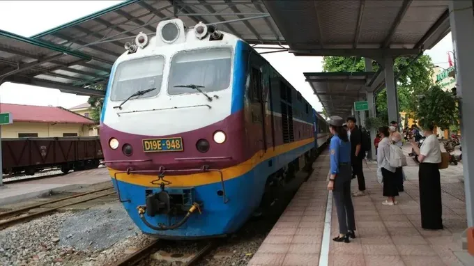 Railway sector adds trains for National Day holiday. (Photo: SGGP)