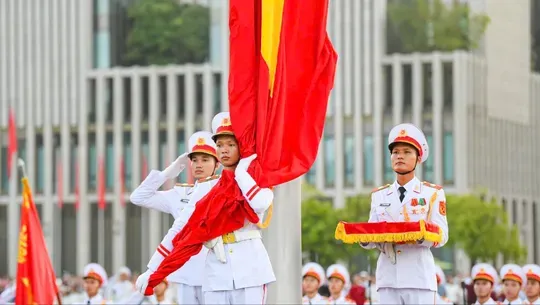 Solemn National Day flag-raising ceremony held at Ba Dinh Square (Photo: SGGP)