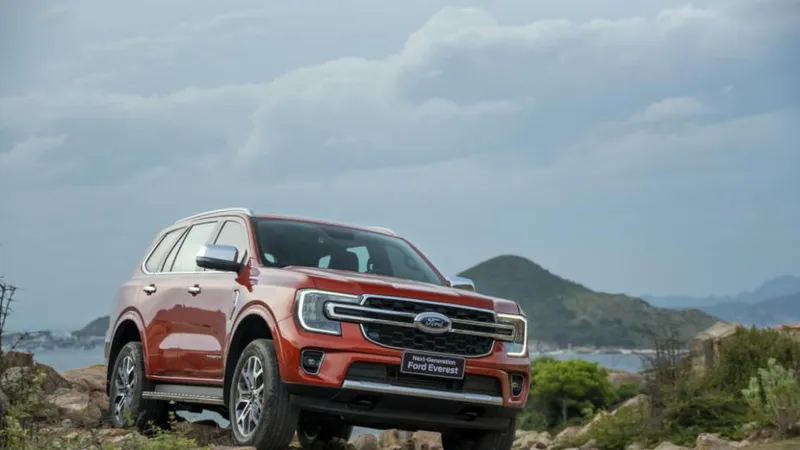 Ở phân khúc SUV cỡ trung, Ford Everest luôn là giải pháp chọn của nhiều gia đình.