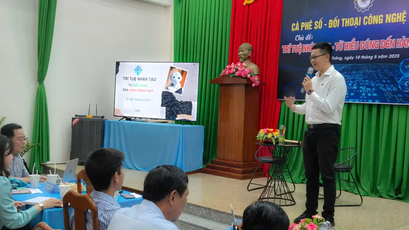 Chuyên gia trao đổi, chia sẻ tại mô hình “Cà phê số - Đối thoại công nghệ tương lai”