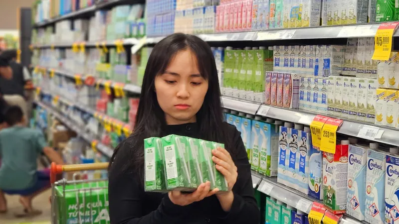 Sản phẩm sữa đang giảm giá mạnh tại hệ thống siêu thị Saigon Co.op