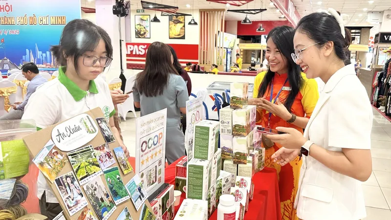 Sản phẩm OCOP được trưng bày tại siêu thị Co.opmart