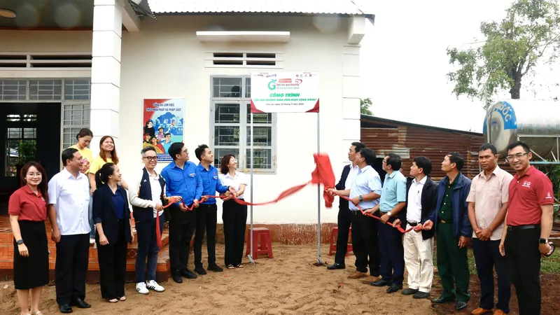 Đoàn thanh niên Saigon Co.op và Đoàn thanh niên Tổng công ty Cấp nước Sài Gòn (Sawaco) phối hợp tổ chức chương trình “Lan tỏa yêu thương - Gieo mầm hạnh phúc” tại tỉnh Gia Lai