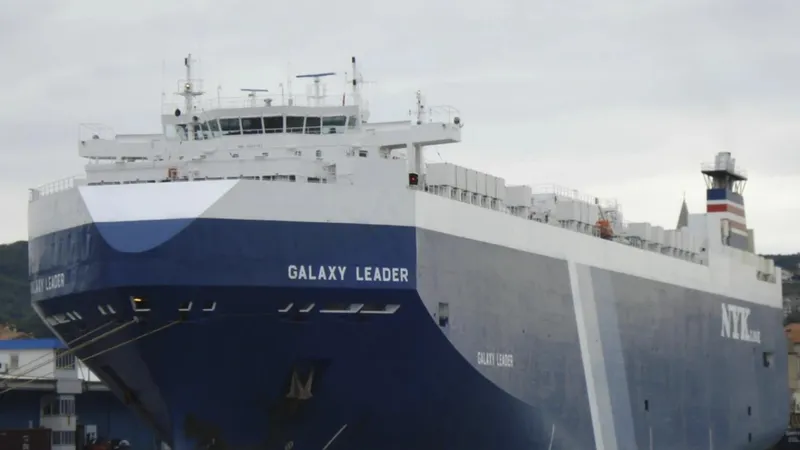 Tàu Galaxy Leader vừa bị lực lượng Houthi cướp. Ảnh: AP