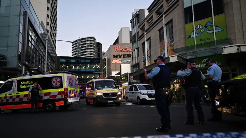 Tấn công bằng dao ở Sydney, ít nhất 5 người thiệt mạng