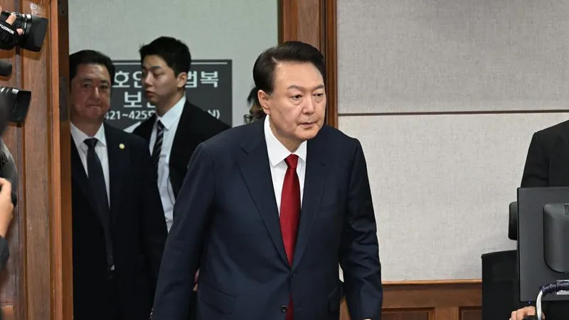 Cựu Tổng thống Hàn Quốc Yoon Suk Yeol bị tuyên án 5 năm tù