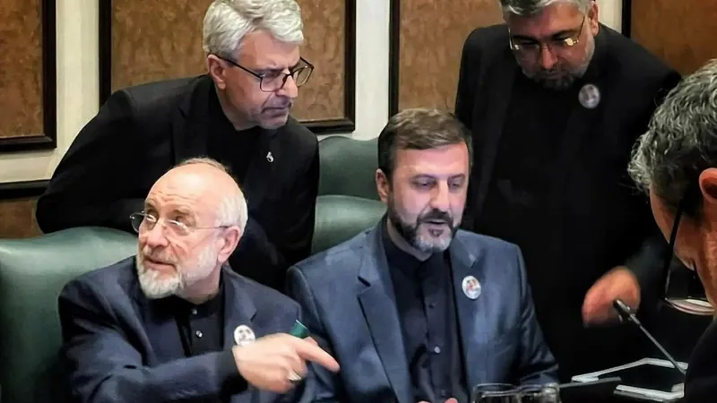 Đàm phán Mỹ - Iran kéo dài sang ngày 12-4 