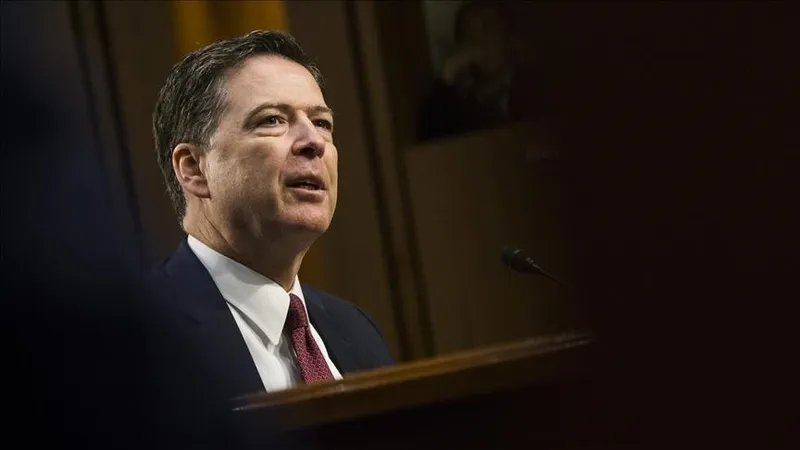 Cựu Giám đốc FBI bị truy tố