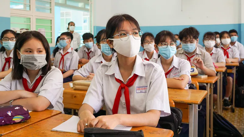 TPHCM: Hơn 1,7 triệu học sinh quay lại trường học 