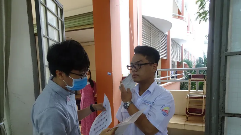 TPHCM: Đề xuất xét nghiệm Covid-19 cho cán bộ, giáo viên và thí sinh tham dự kỳ thi THPT