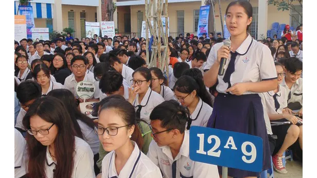Sở GD-ĐT TPHCM chỉ đạo không tổ chức lễ tri ân và trưởng thành cho học sinh phô trương, tốn kém