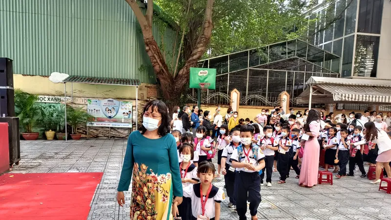TPHCM: 7.000 học sinh chưa có sách giáo khoa 