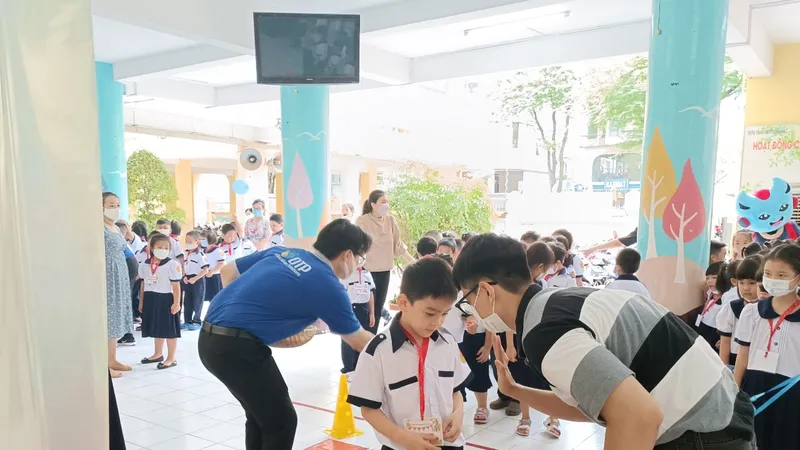 TPHCM: Nhiều giải pháp đảm bảo mục tiêu 100% học sinh lớp 3 được học tiếng Anh và Tin học