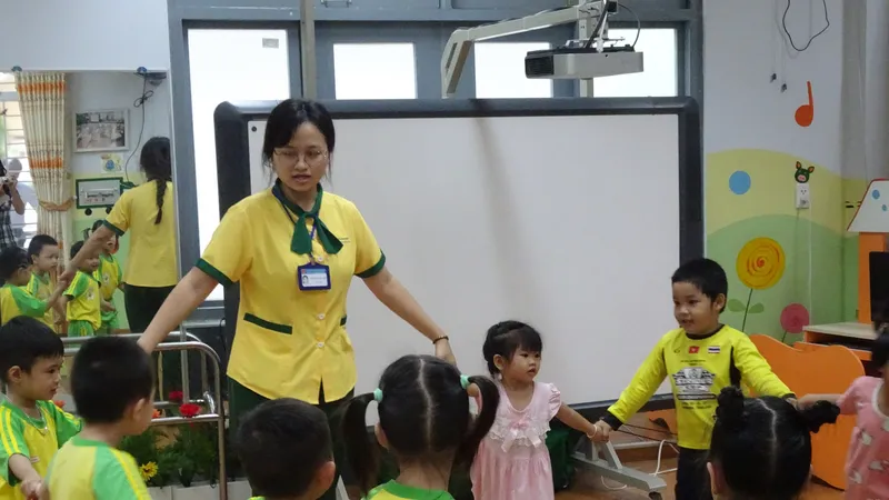 TPHCM: Bố trí thời gian vào học của học sinh phù hợp đặc điểm riêng ở từng khu vực