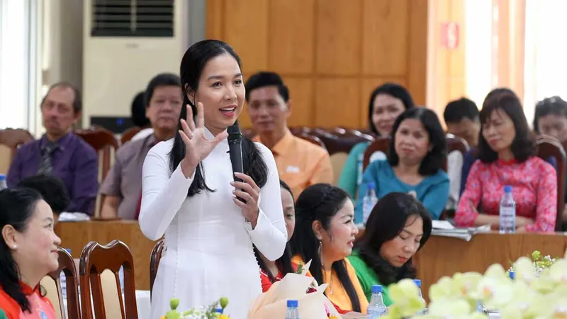 Xúc động buổi lễ giao lưu 75 giáo viên nhận Giải thưởng Võ Trường Toản
