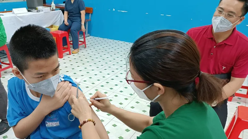 Tăng cường triển khai tiêm vaccine Covid-19 cho học sinh