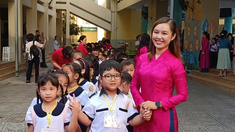TPHCM: Hơn 102.000 học sinh lớp 1 nô nức tựu trường
