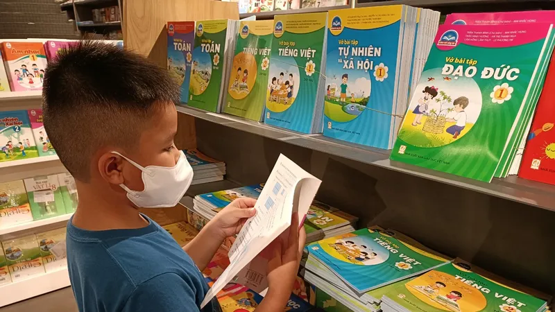 TPHCM: Đảm bảo 100% học sinh được trang bị đầy đủ sách giáo khoa