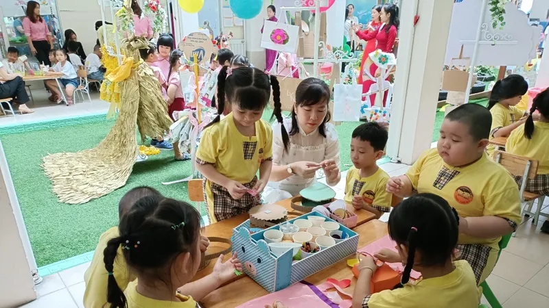 Học sinh TPHCM sẽ được hỗ trợ học phí trong năm học 2023-2024