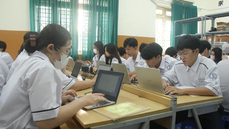 TPHCM công nhận 100 trường học số 