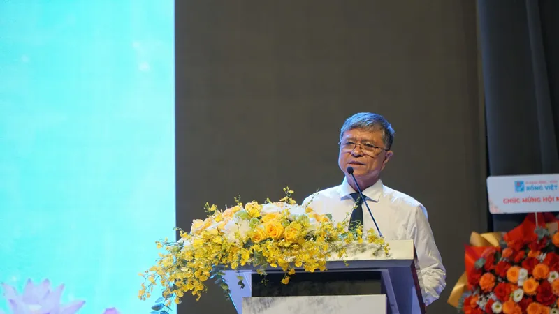 Giám đốc Sở GD-ĐT TPHCM yêu cầu trường ngoài công lập tăng cường gắn kết với trường công lập 