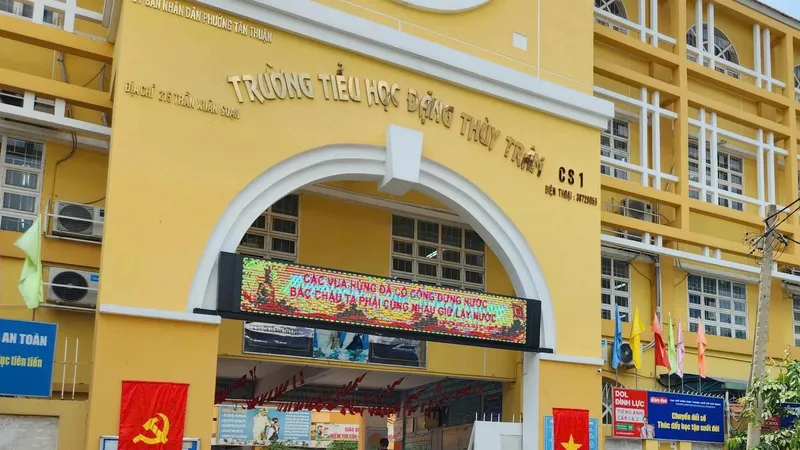 Trường Tiểu học Đặng Thùy Trâm (phường Tân Thuận).