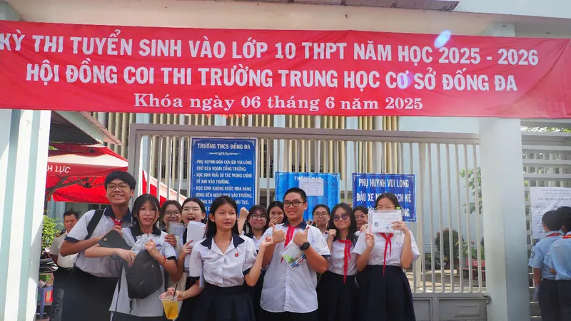 Học sinh tham gia kỳ thi tuyển sinh lớp 10 công lập năm học 2025-2026 tại TPHCM
