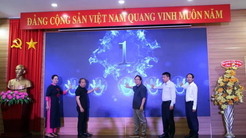 Nhà xuất bản Giáo dục Việt Nam phát động cuộc thi "Trang sách và Mái trường" vào sáng 12-6 