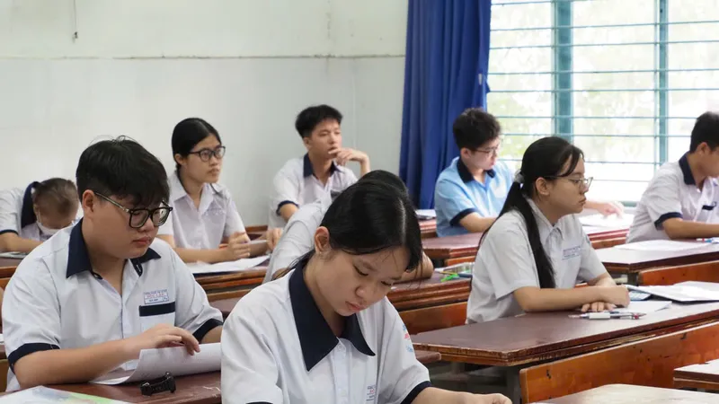 Thí sinh tham dự kỳ thi tuyển sinh lớp 10 công lập năm học 2026-2027