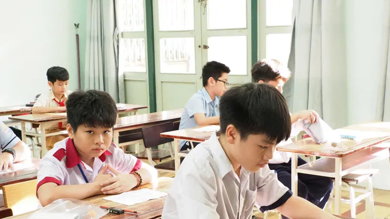 Thí sinh tham dự khảo sát vào lớp 6 Trường THCS-THPT Trần Đại Nghĩa (phường Sài Gòn)