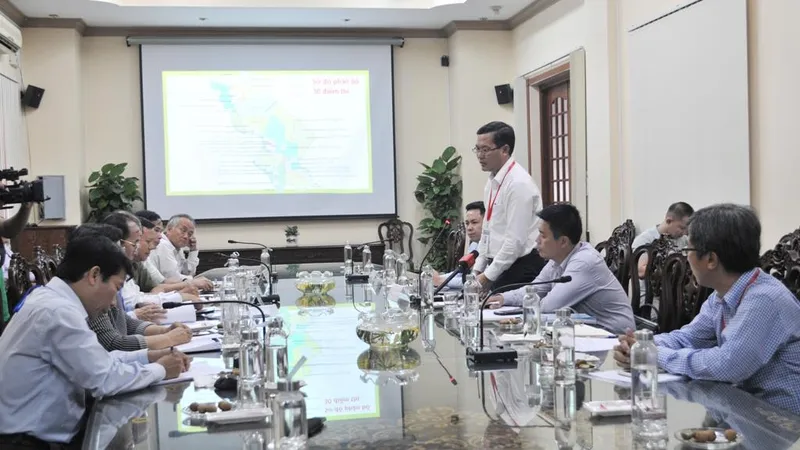 Thứ trưởng Bộ GD-ĐT kiểm tra công tác thi THPT Quốc gia 2019 tại Tiền Giang, Đồng Tháp