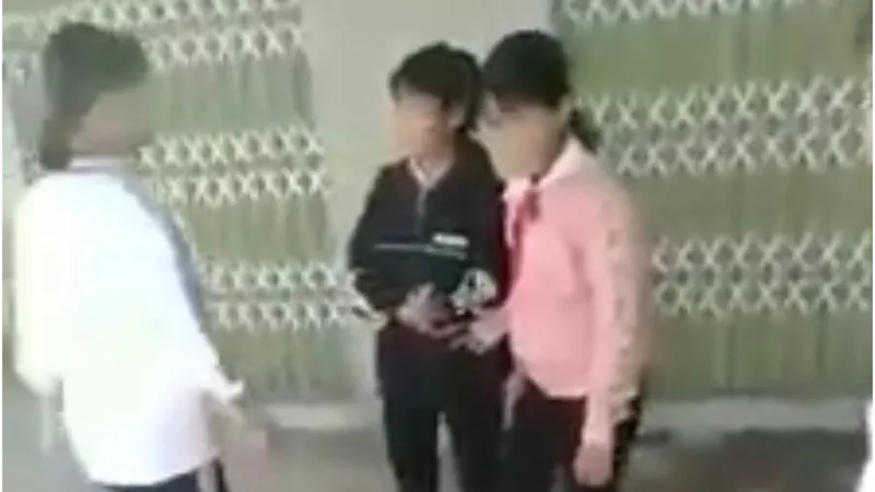 Ngày 9-11 sẽ có kết quả xử lý học sinh đánh bạn đăng clip lên MXH 