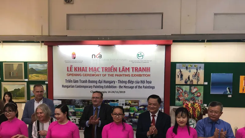 Triển lãm tranh đương đại Hungary tại Cần Thơ