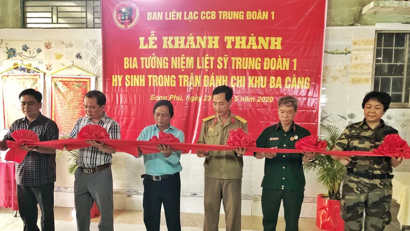 Khánh thành Bia tưởng niệm liệt sĩ Trung đoàn 1 hy sinh trong trận đánh chi khu Ba Càng
