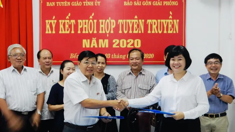Báo Sài Gòn Giải Phóng và Tỉnh ủy Bến Tre ký kết hợp tác thông tin - truyền thông 