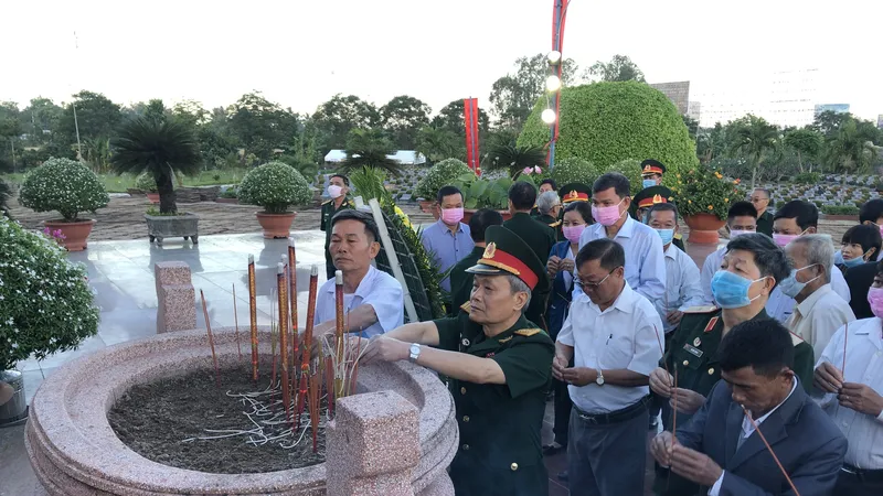 Vĩnh Long công bố danh tính 6 bộ hài cốt liệt sĩ