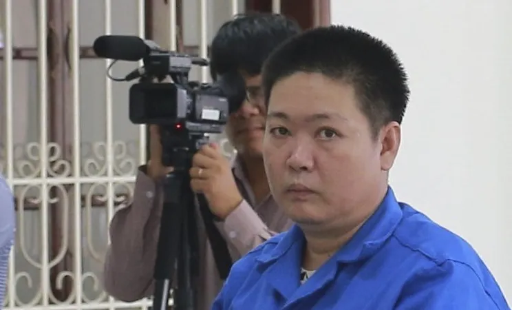 Mượn tiền không cho, đâm luôn chủ nợ