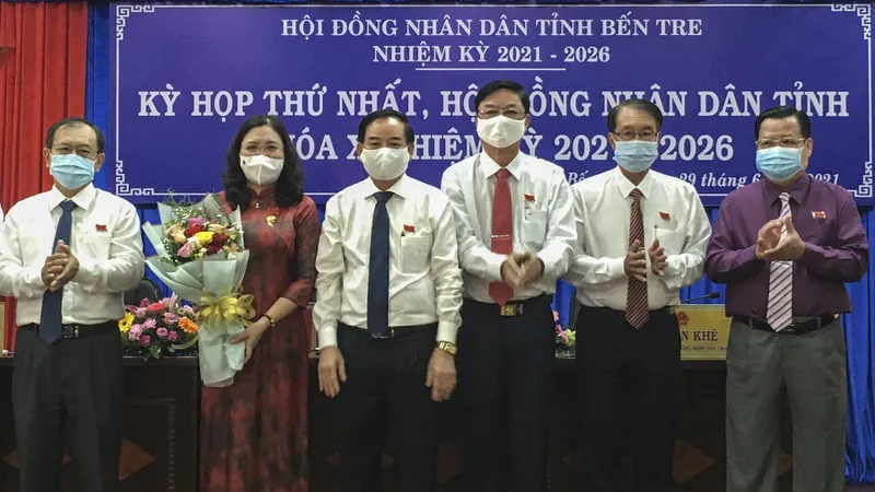 Bà Hồ Thị Hoàng Yến giữ chức Chủ tịch HĐND tỉnh Bến Tre