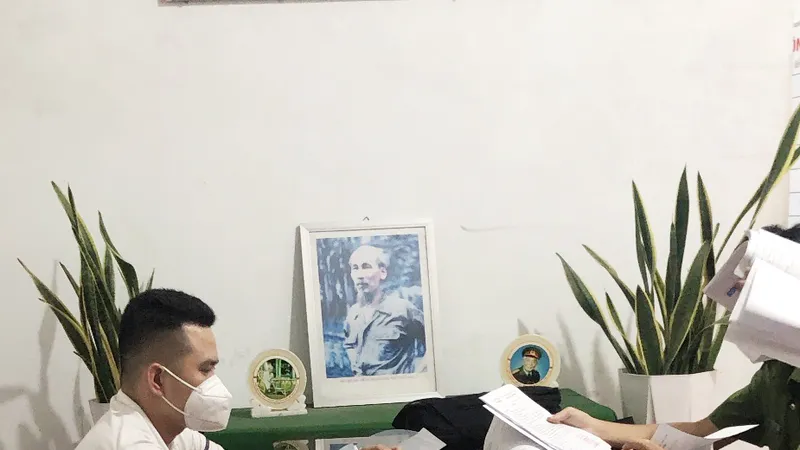 Đối tượng Nhơn tại cơ quan công an