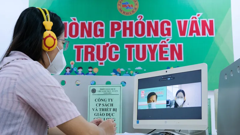 Có hơn 31.000 vị trí việc làm cần tuyển dụng ​