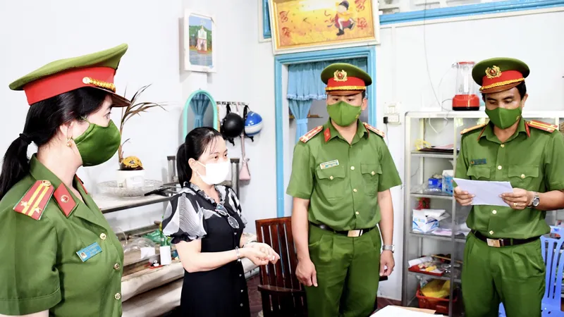 Bắt tạm giam nguyên Giám đốc Trung tâm Văn hoá TP Trà Vinh 