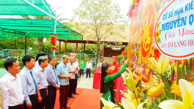 Tri ân tiền nhân trồng hoa Sa Đéc