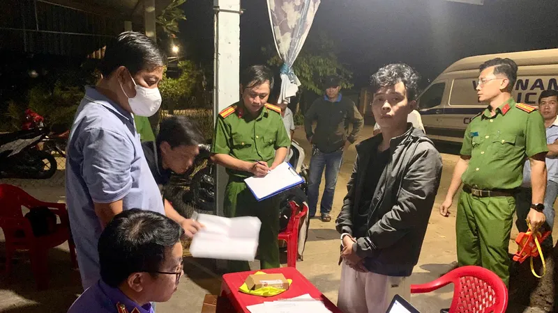 Bắt giữ đối tượng tàng trữ 2kg ma túy tại Bến Tre