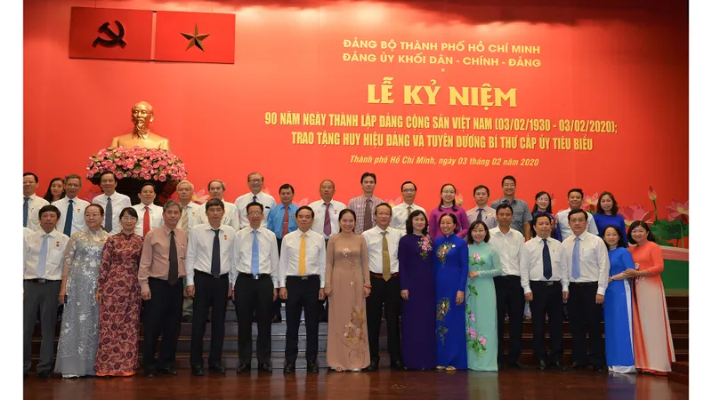 Đẩy mạnh yếu tố văn hóa trong xây dựng Đảng
