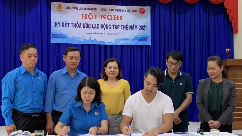 LĐLĐ quận 1 ký thỏa ước lao động tập thể với Công ty TNHH Razona Việt Nam 