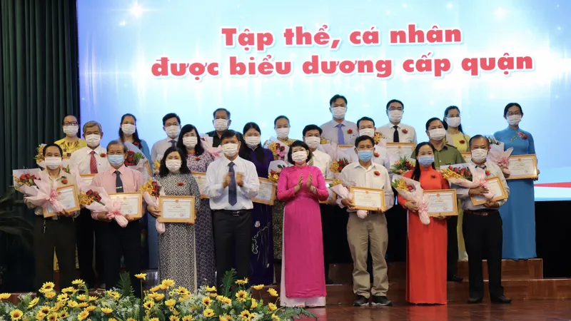 Các tập thể được tuyên dương học tập Bác ngày 28-4
